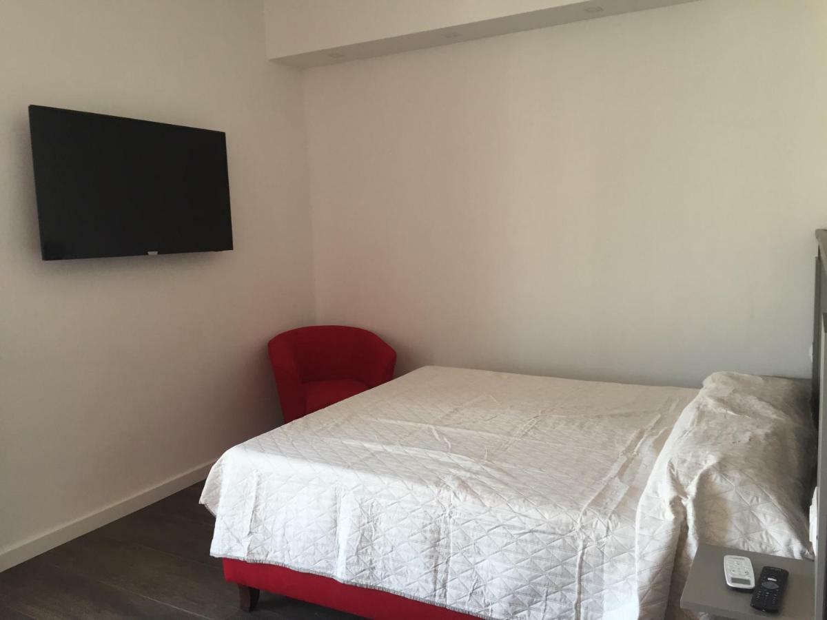 Residenza Garibaldi Apartment Наполи Екстериор снимка