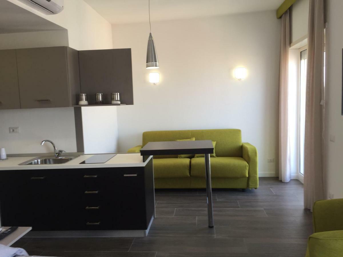 Residenza Garibaldi Apartment Наполи Екстериор снимка