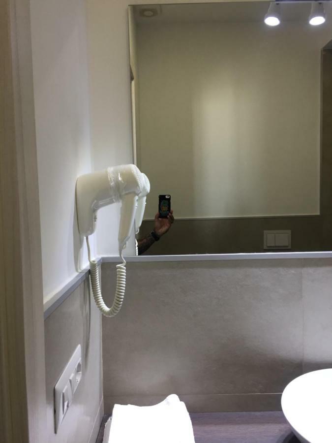 Residenza Garibaldi Apartment Наполи Екстериор снимка