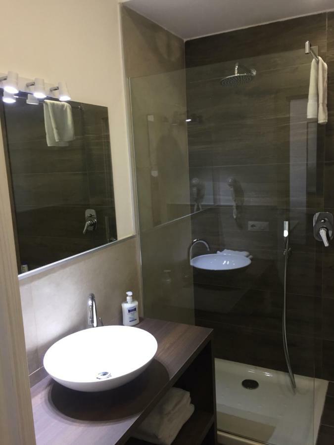 Residenza Garibaldi Apartment Наполи Екстериор снимка